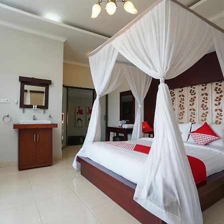 Oyo 2321 Griya Shanti Homestay 케트웰 외부 사진