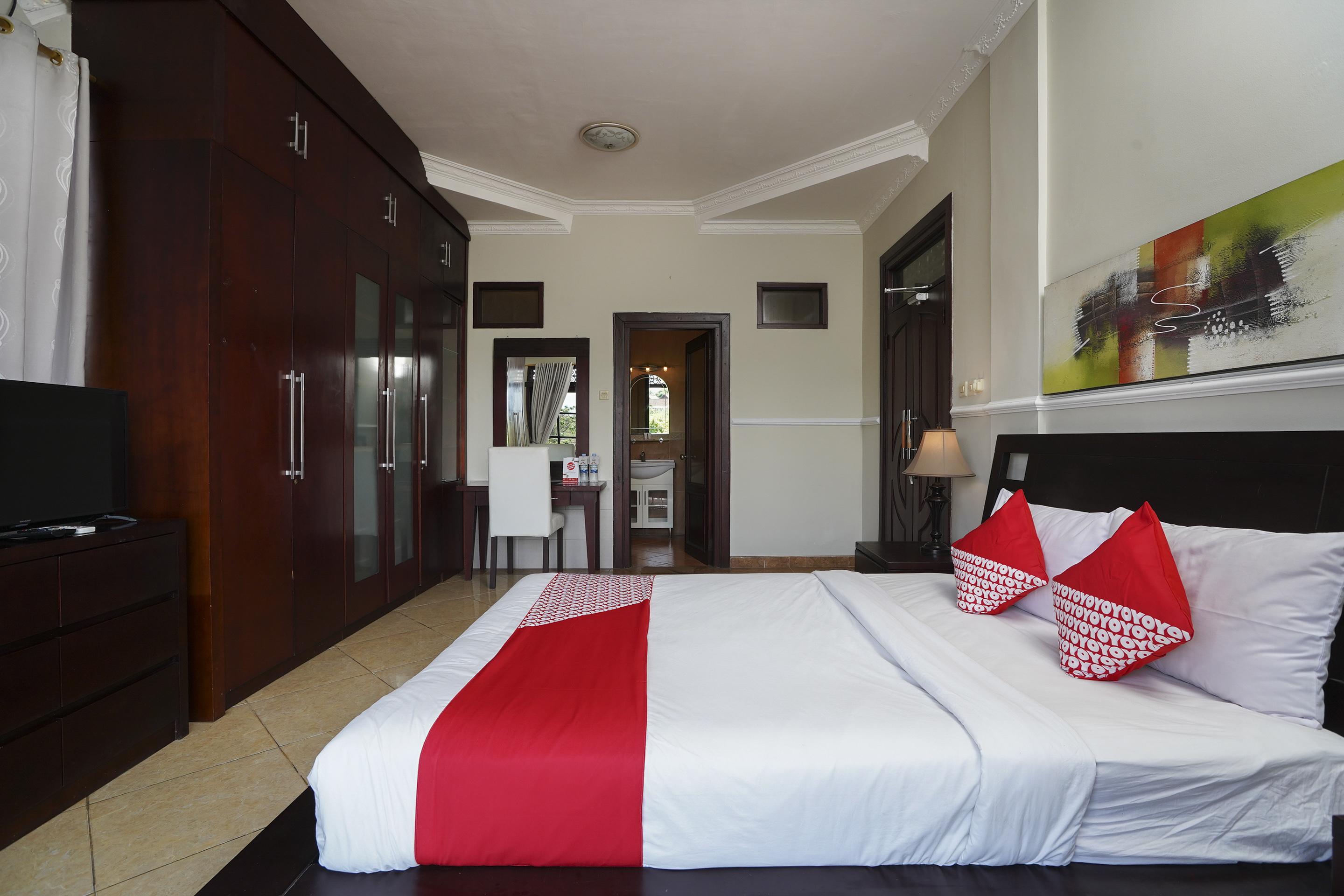 Oyo 2321 Griya Shanti Homestay 케트웰 외부 사진