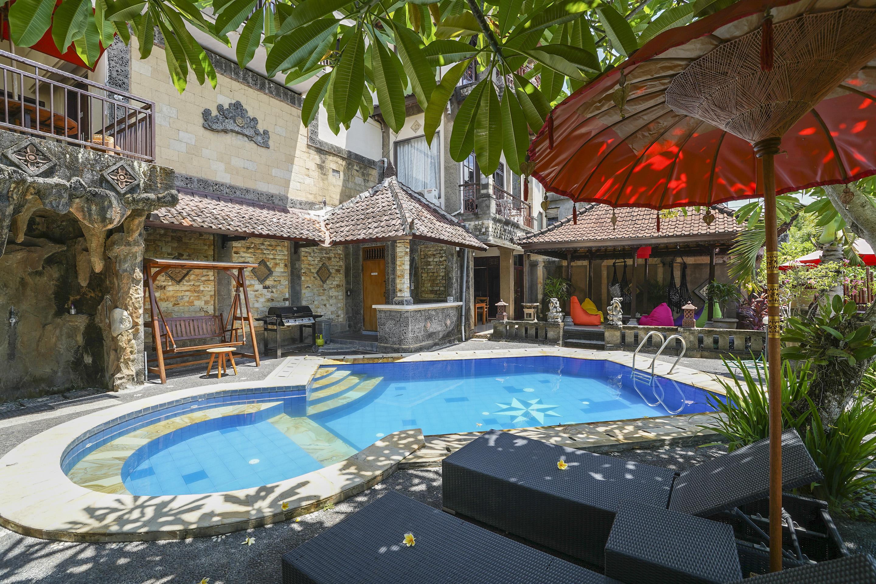 Oyo 2321 Griya Shanti Homestay 케트웰 외부 사진