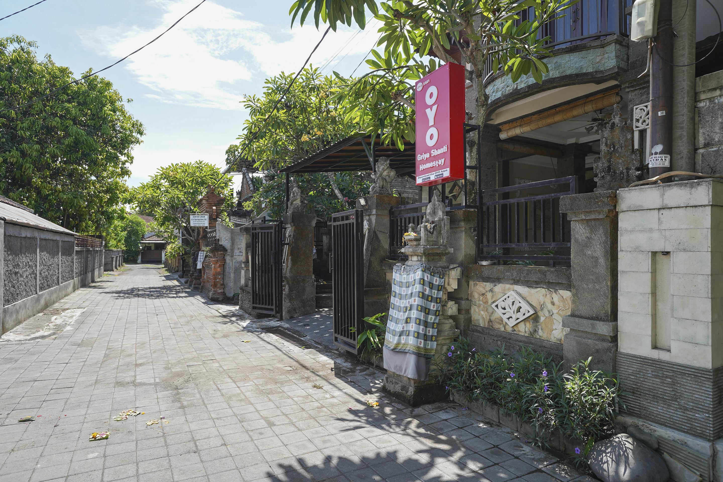 Oyo 2321 Griya Shanti Homestay 케트웰 외부 사진