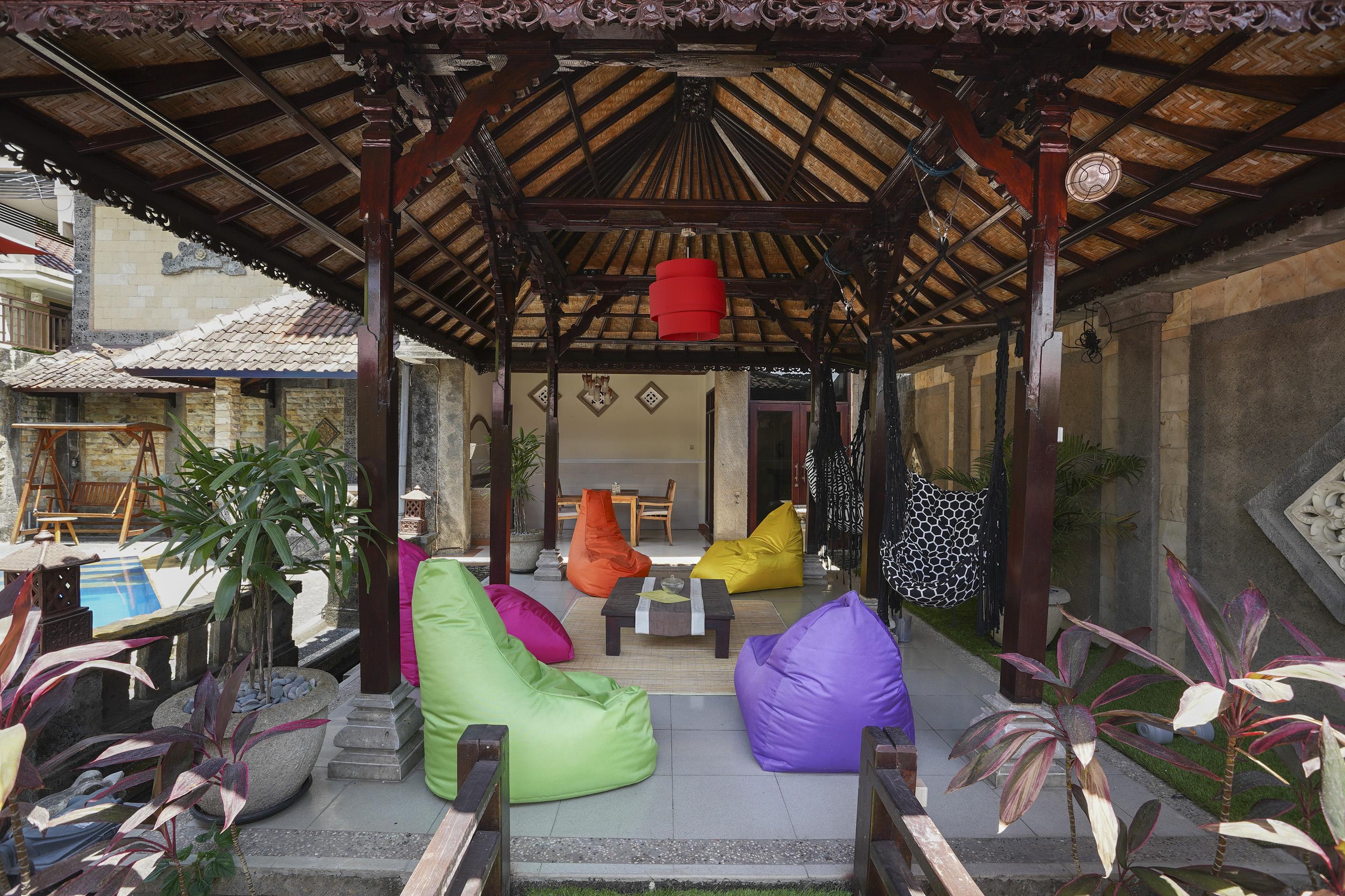 Oyo 2321 Griya Shanti Homestay 케트웰 외부 사진